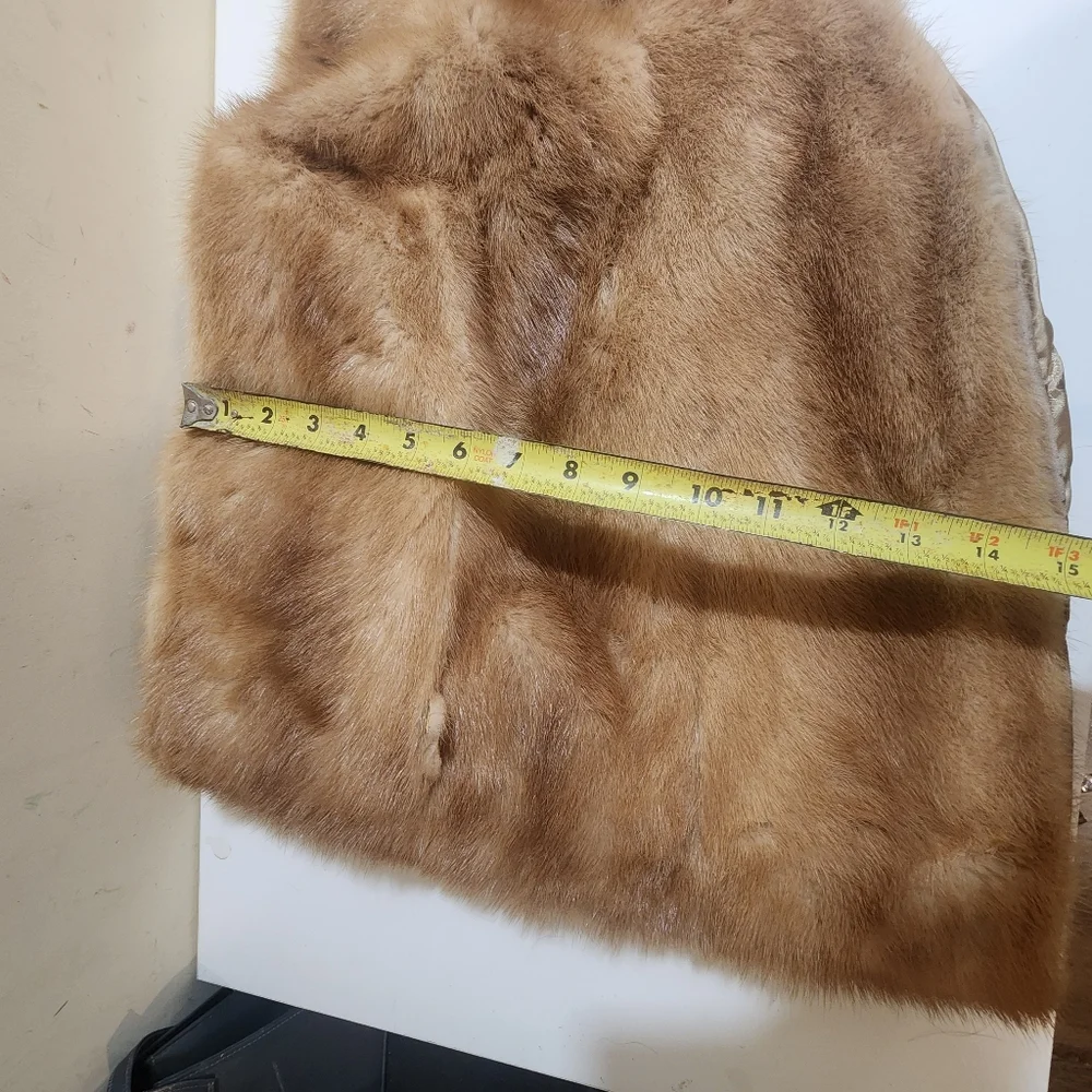 NEIMAN MARCUS Vintage Tan Fur Stole Wrap